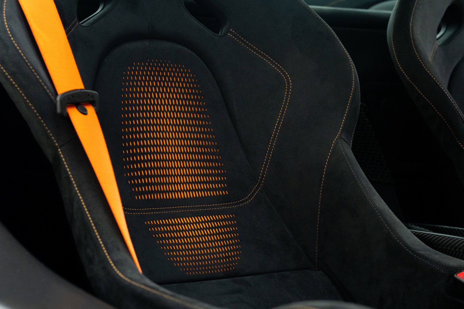 Used 2021 McLaren 765LT photo 51