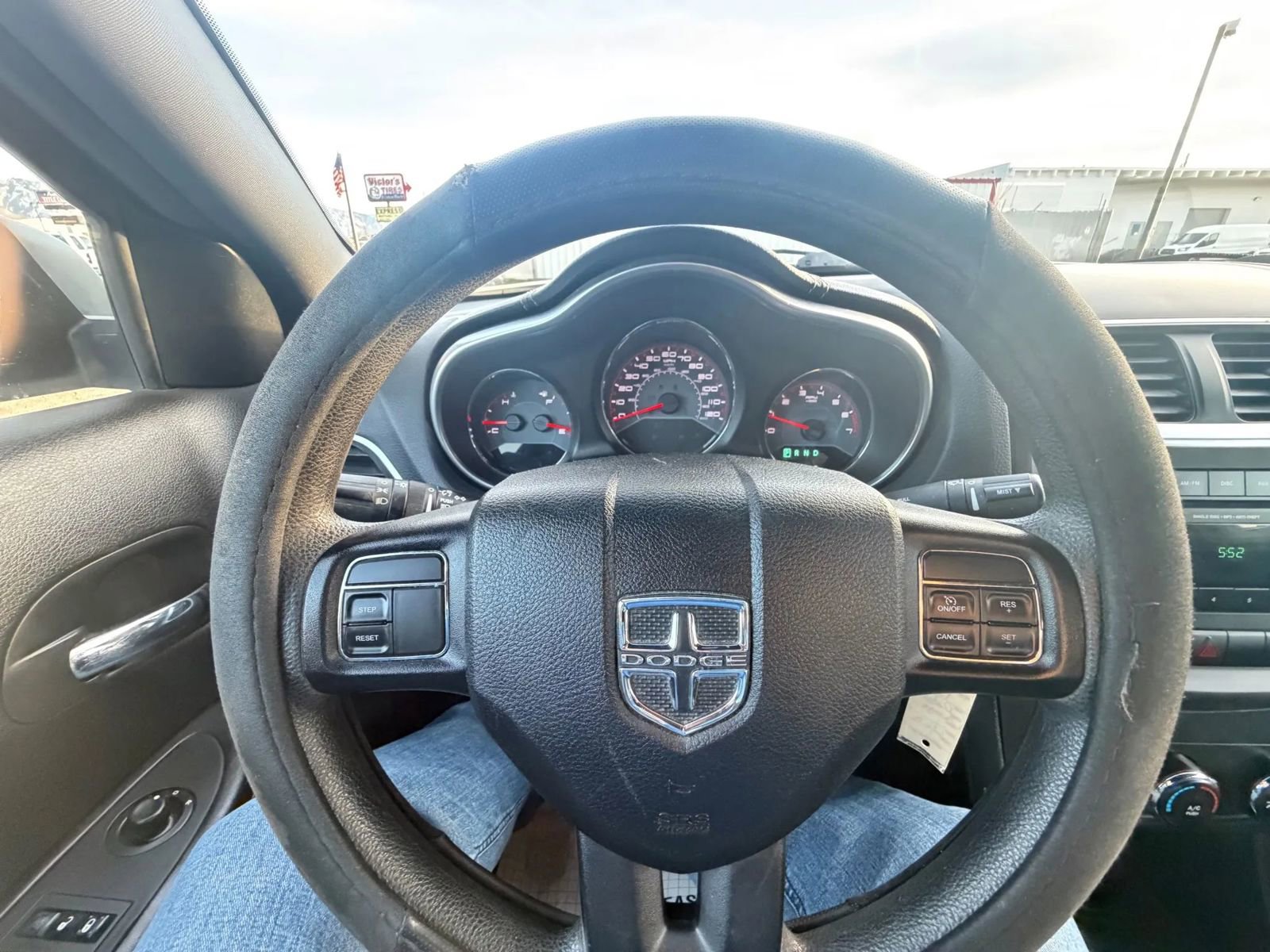 2012 Dodge Avenger SE