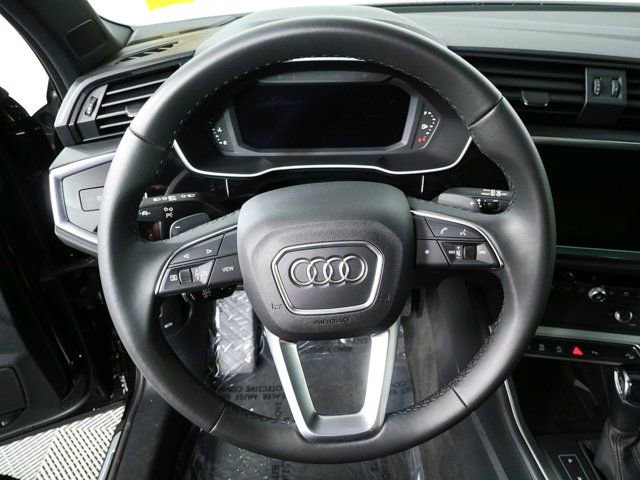 2025 Audi Q3 2.0T Premium Plus