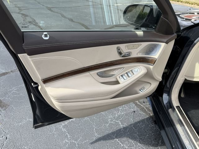 2015 Mercedes-Benz S 550 Sedan