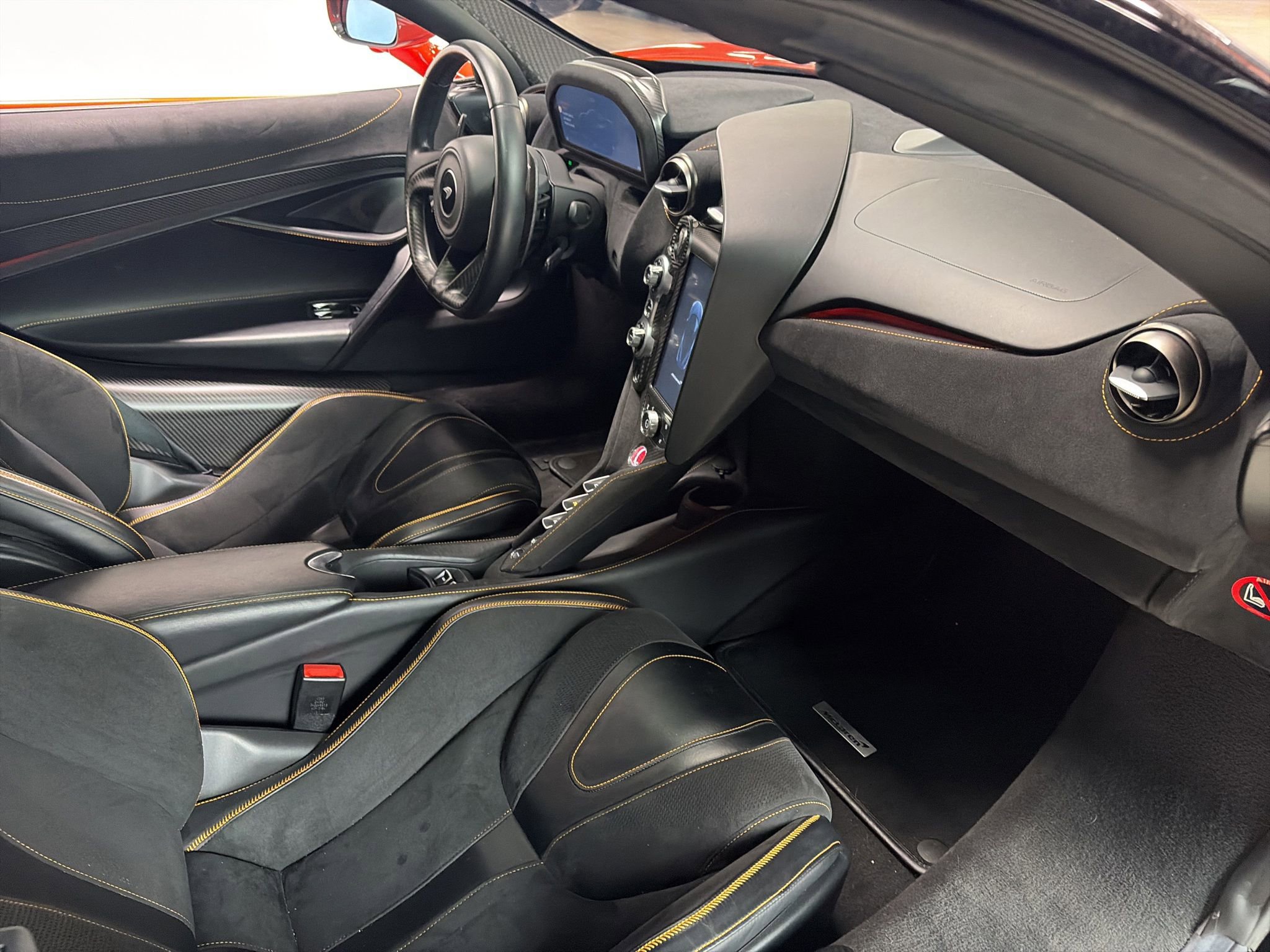 Used 2022 McLaren 720S Spider photo 8