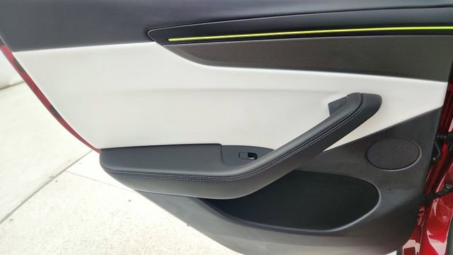 2026 Tesla Model Y Performance