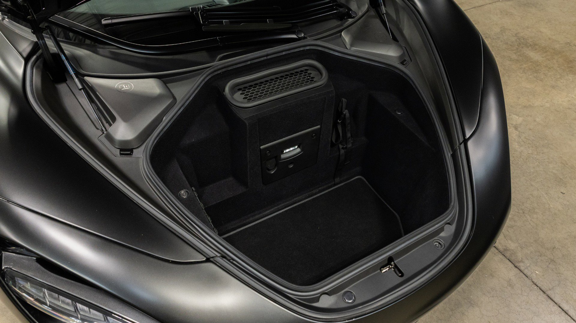 Used 2020 McLaren 720S Spider photo 75