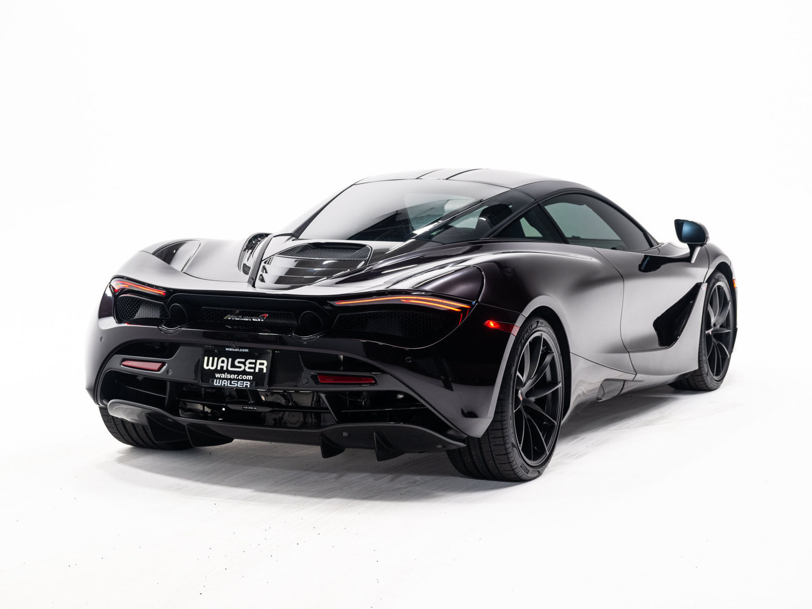 Used 2018 McLaren 720S Luxury photo 6