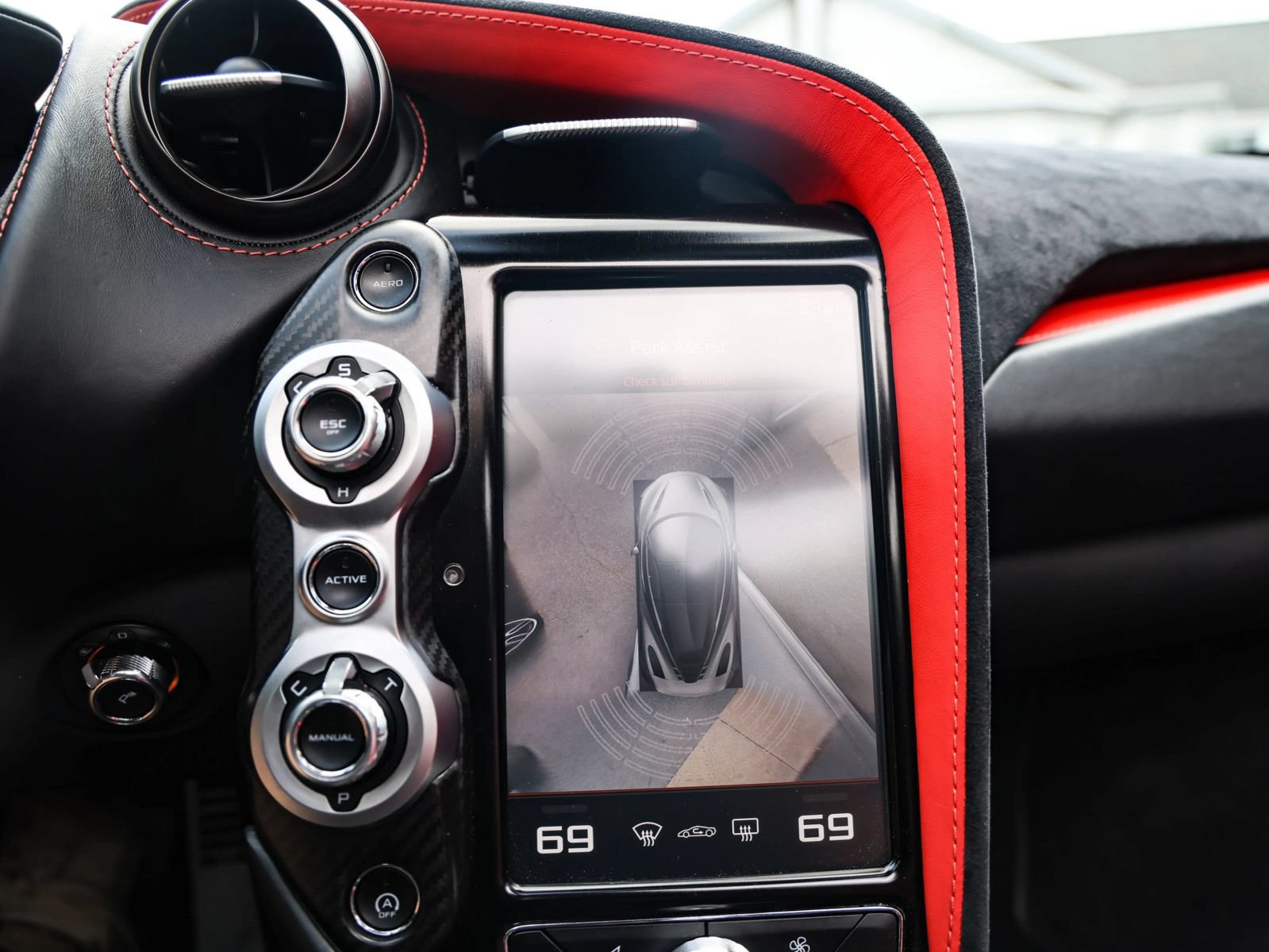 Used 2020 McLaren 720S Spider photo 42
