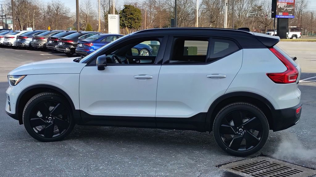 2026 Volvo Xc40 B5 Ultra