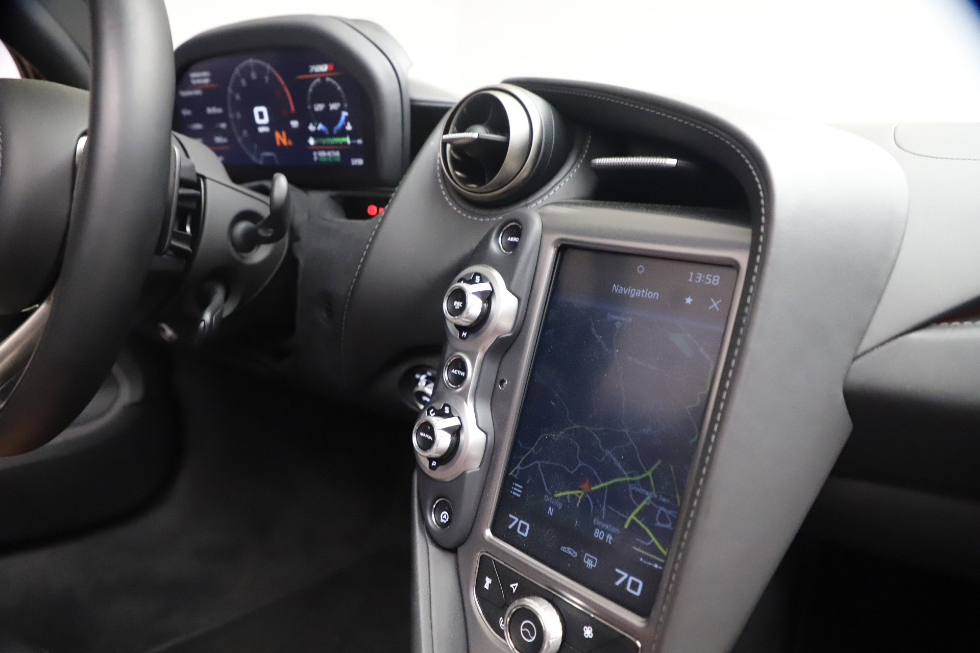 Used 2020 McLaren 720S Spider photo 40