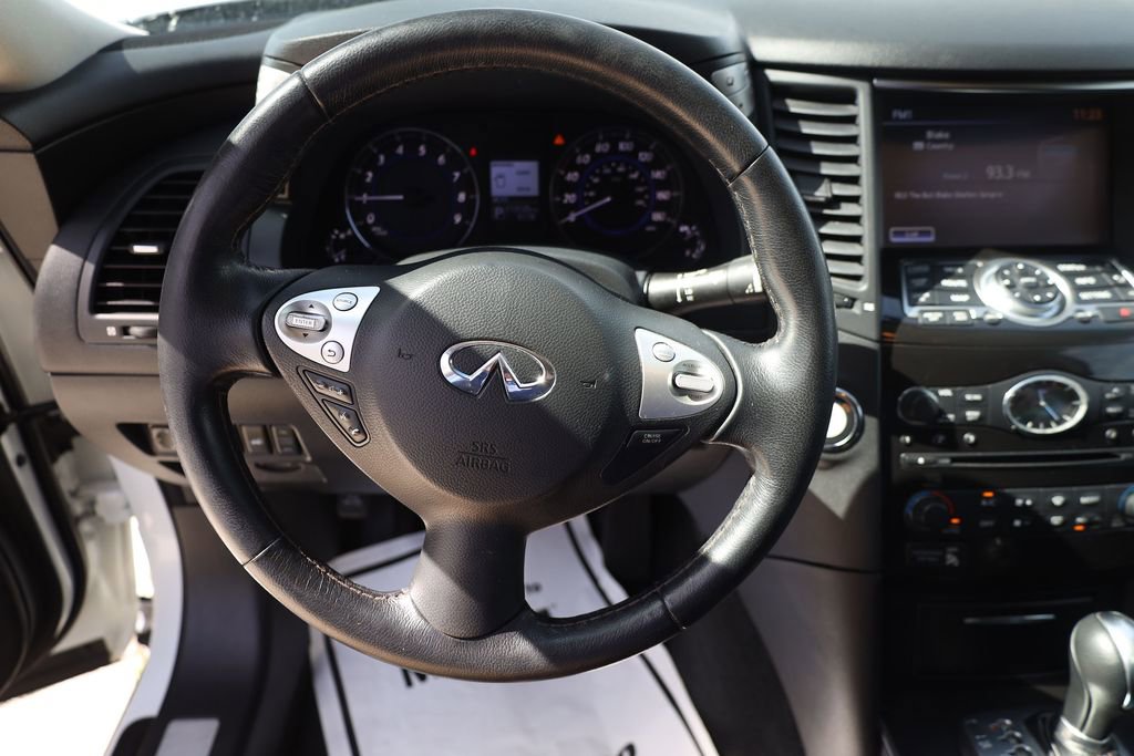 2017 INFINITI Qx70 AWD