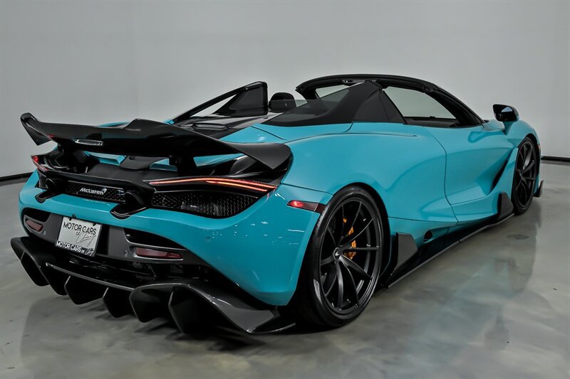 Used 2022 McLaren 720S Performance photo 14