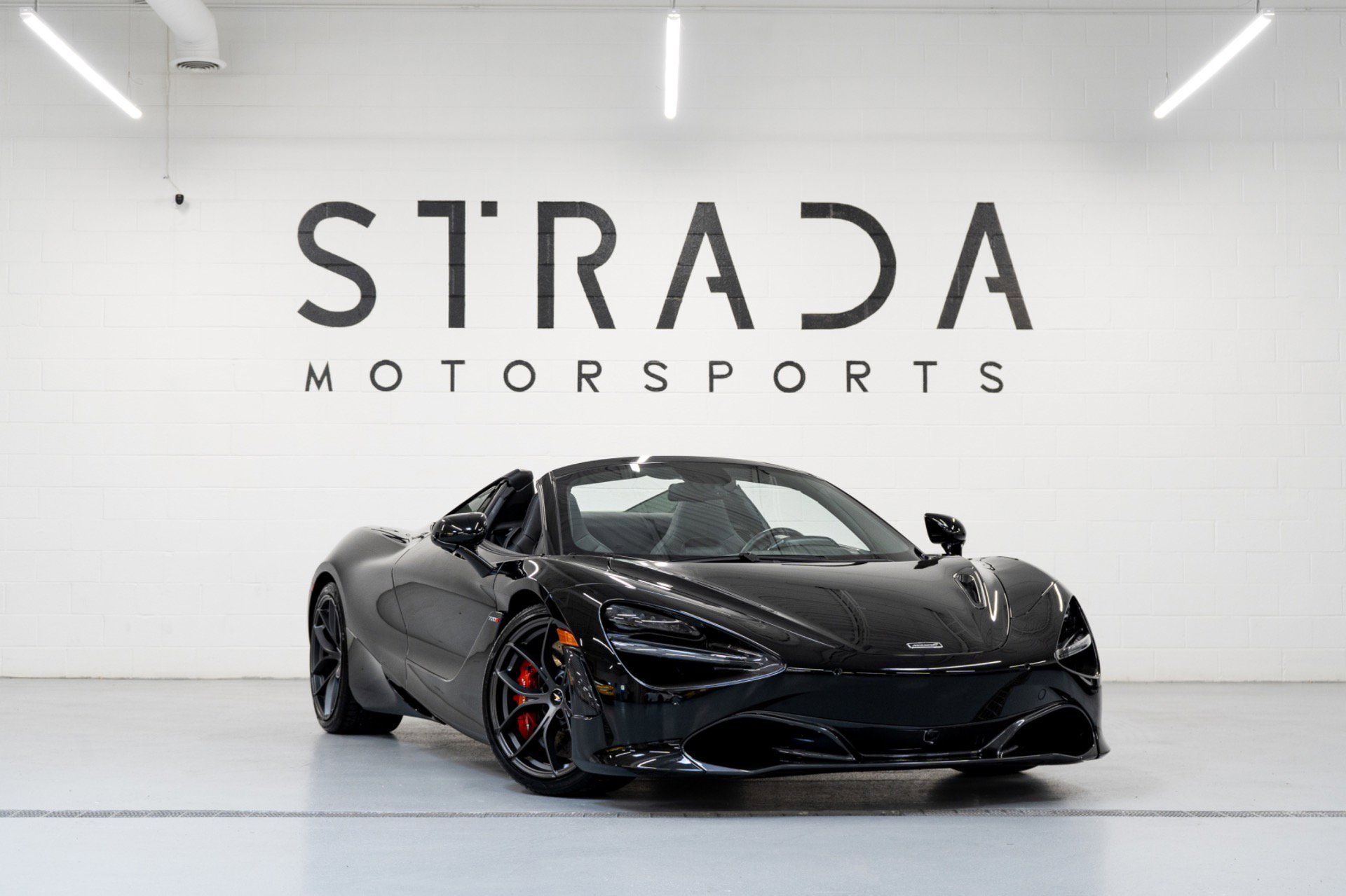 Used 2020 McLaren 720S Luxury photo 28