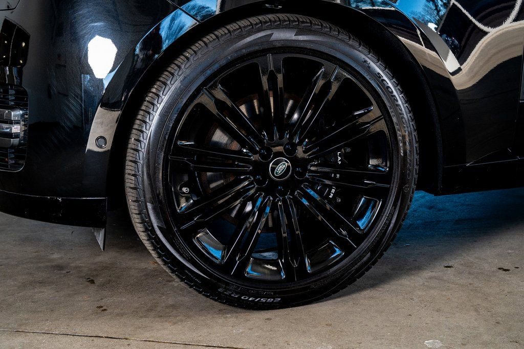 2024 Land Rover Range Rover Autobiography