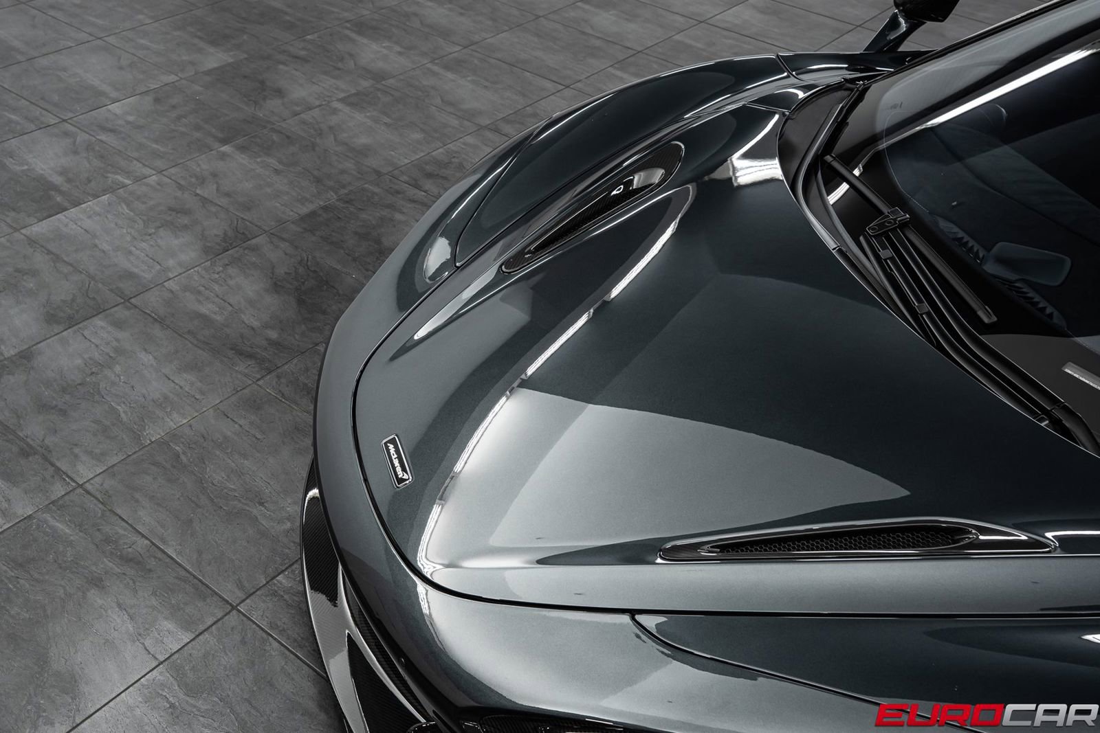 Used 2021 McLaren 765LT photo 10