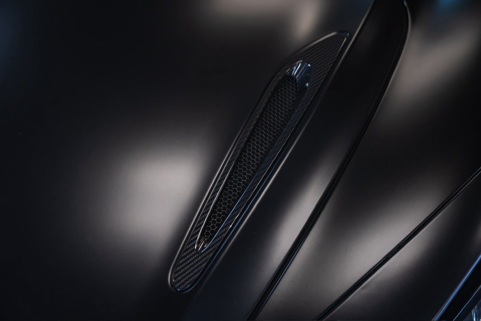 Used 2020 McLaren 720S Performance photo 36