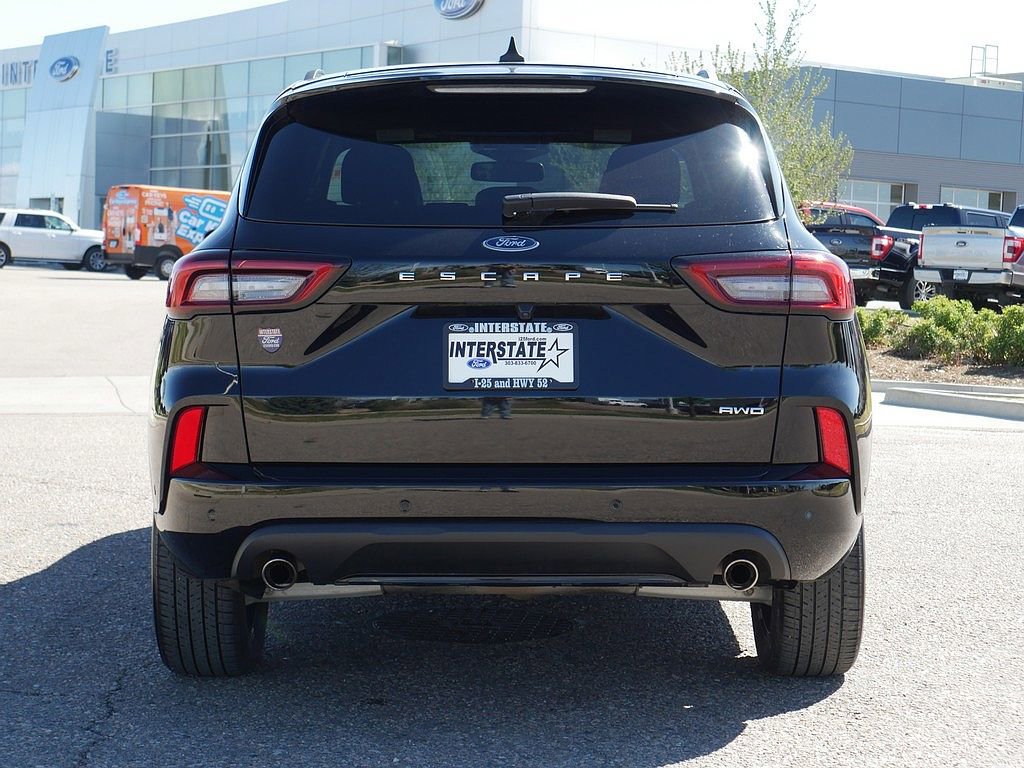 2023 Ford Escape ST-Line Elite