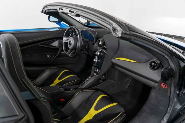 Used 2022 McLaren 720S Performance photo 24