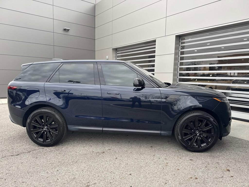 2023 Land Rover Range Rover Sport SE