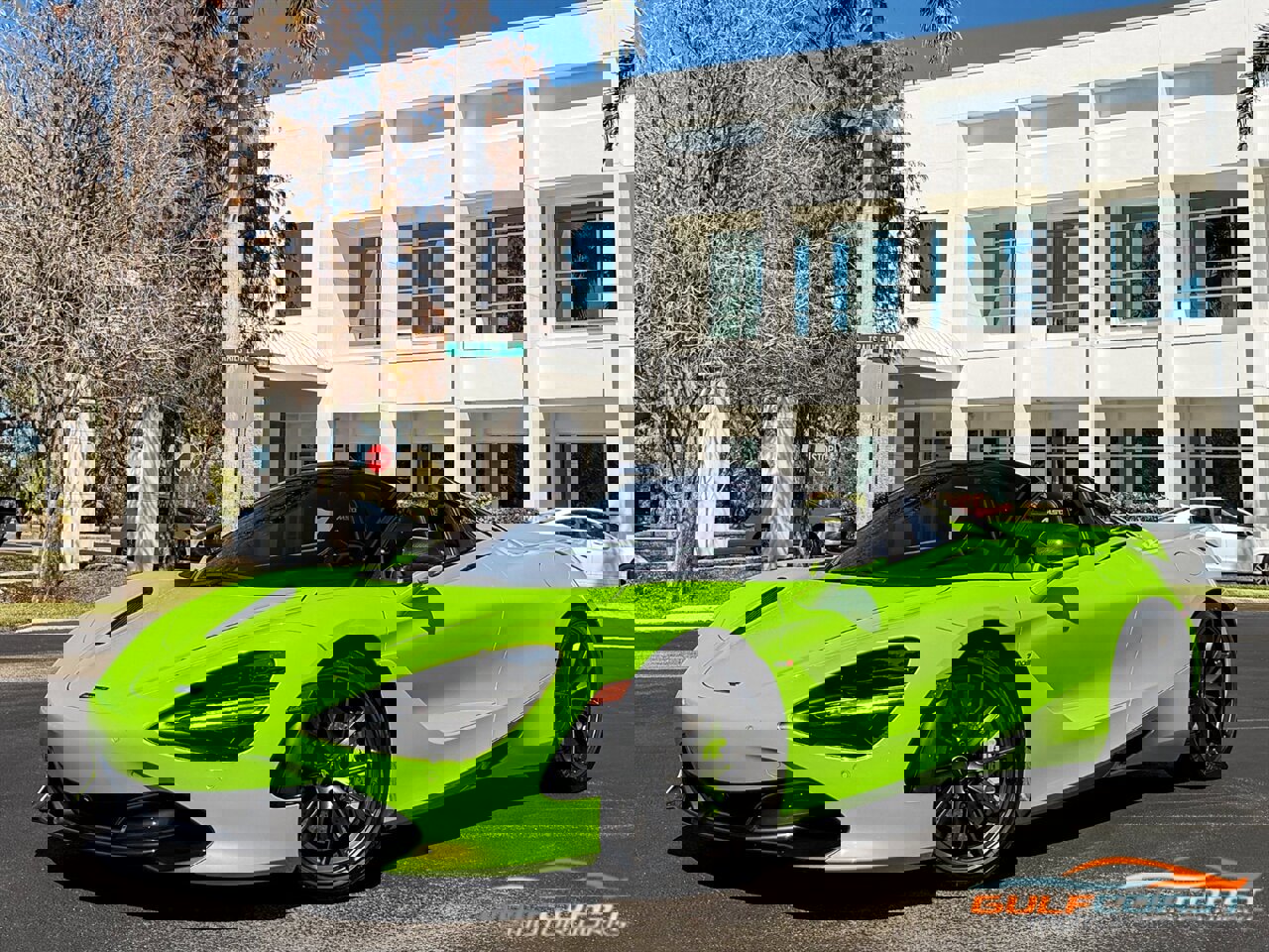 Used 2021 McLaren 720S Performance photo 13