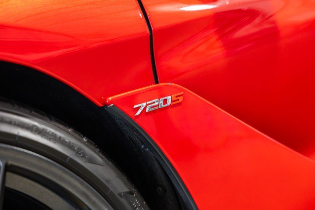 Used 2022 McLaren 720S Performance photo 12