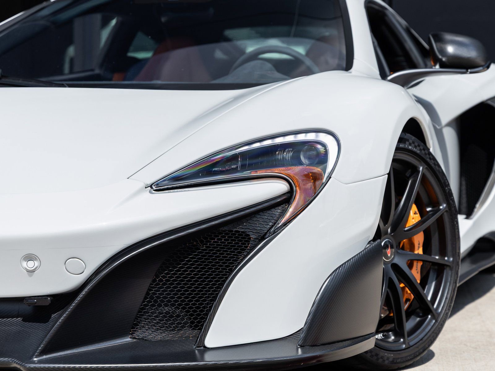 Used 2016 McLaren 675LT Coupe photo 18