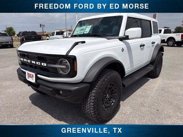 New 2026 Ford Bronco Outer Banks w/ Sasquatch Package