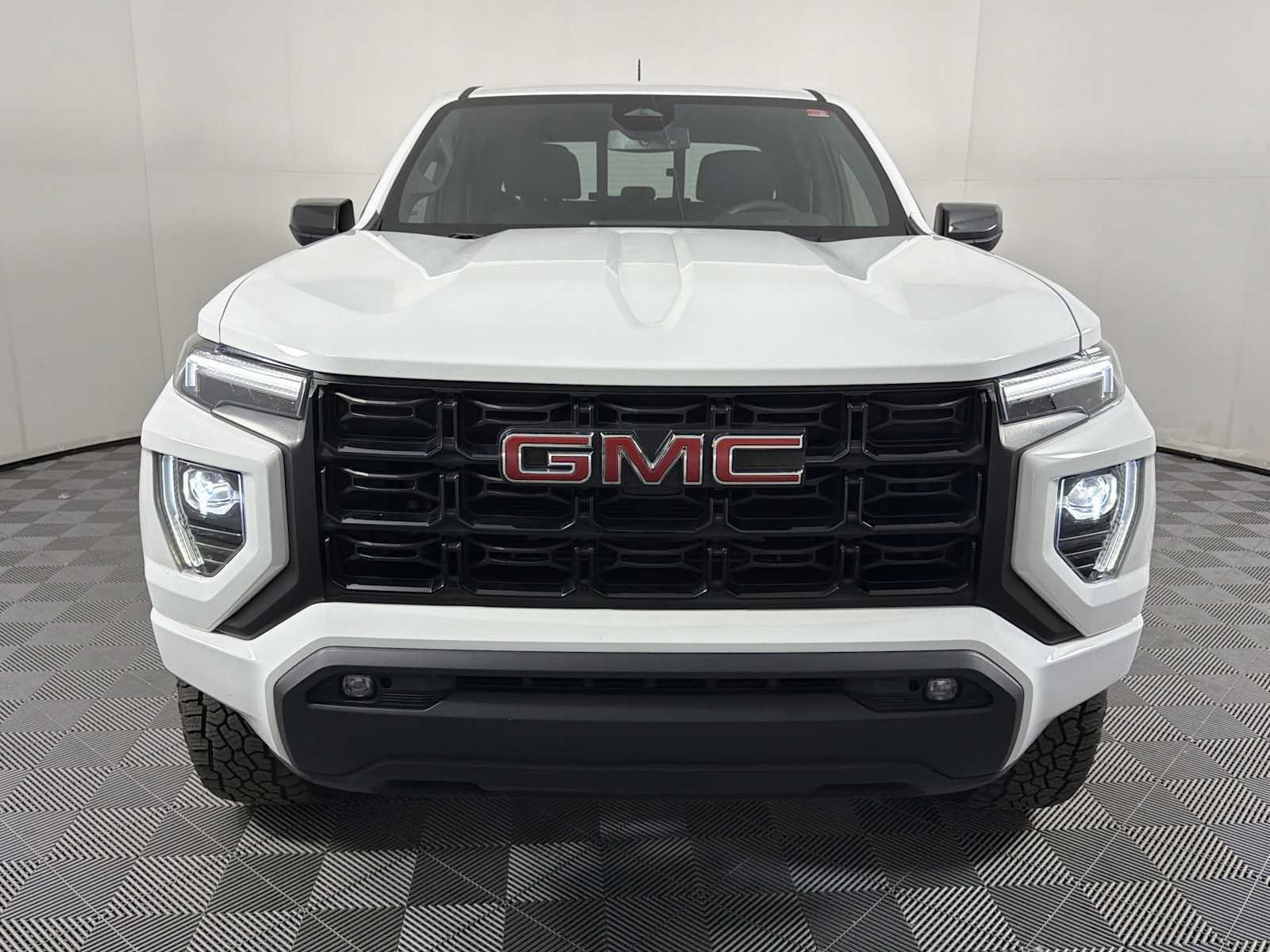 2023 GMC Canyon Elevation