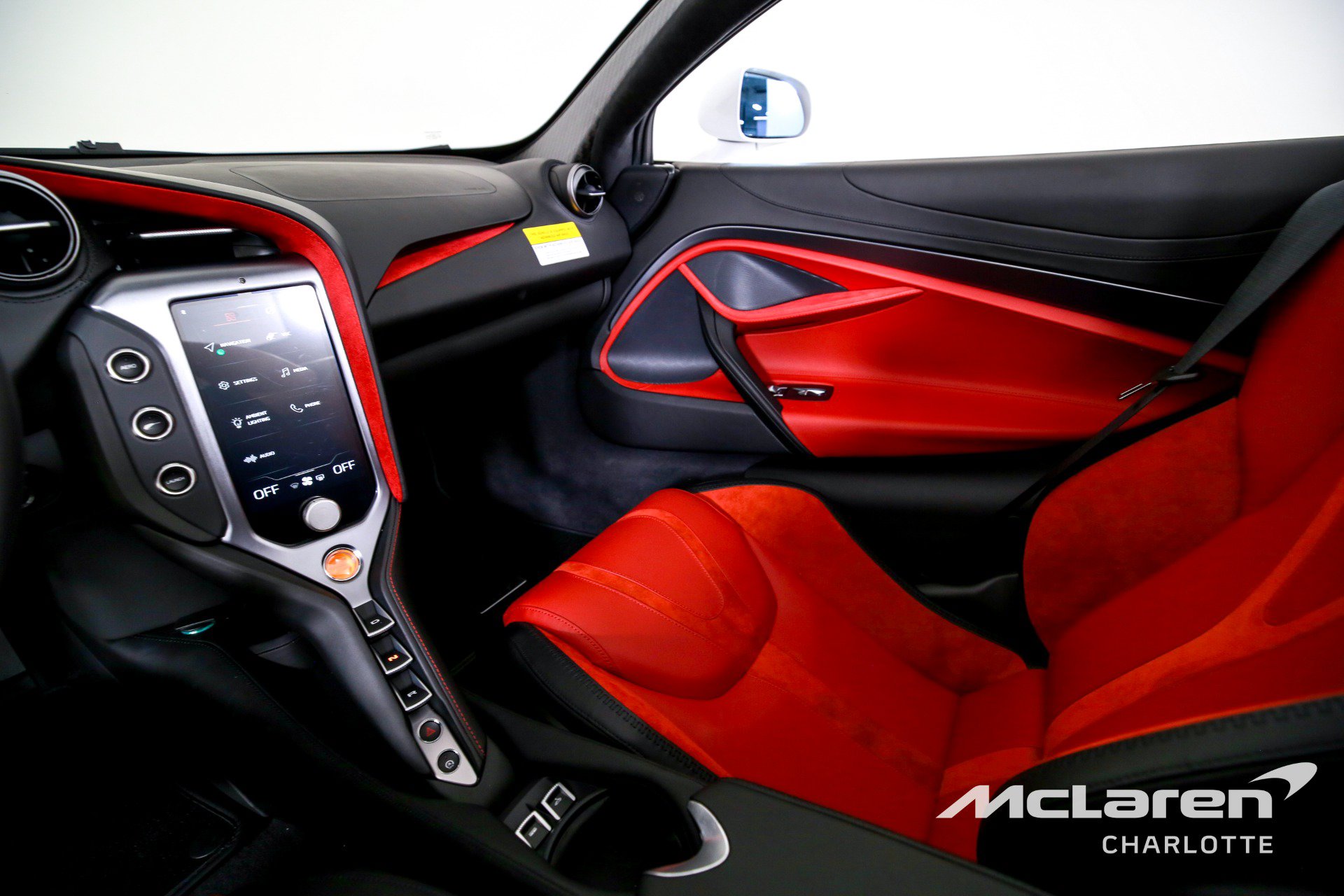 Used 2026 McLaren 750S Spider photo 16
