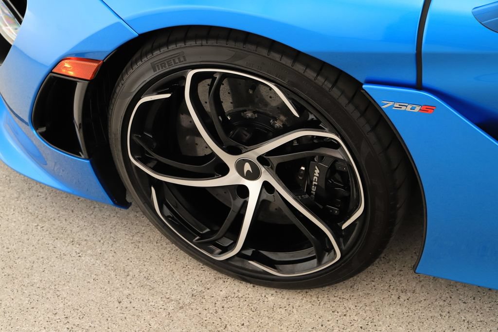 Used 2024 McLaren 750S Spider photo 43
