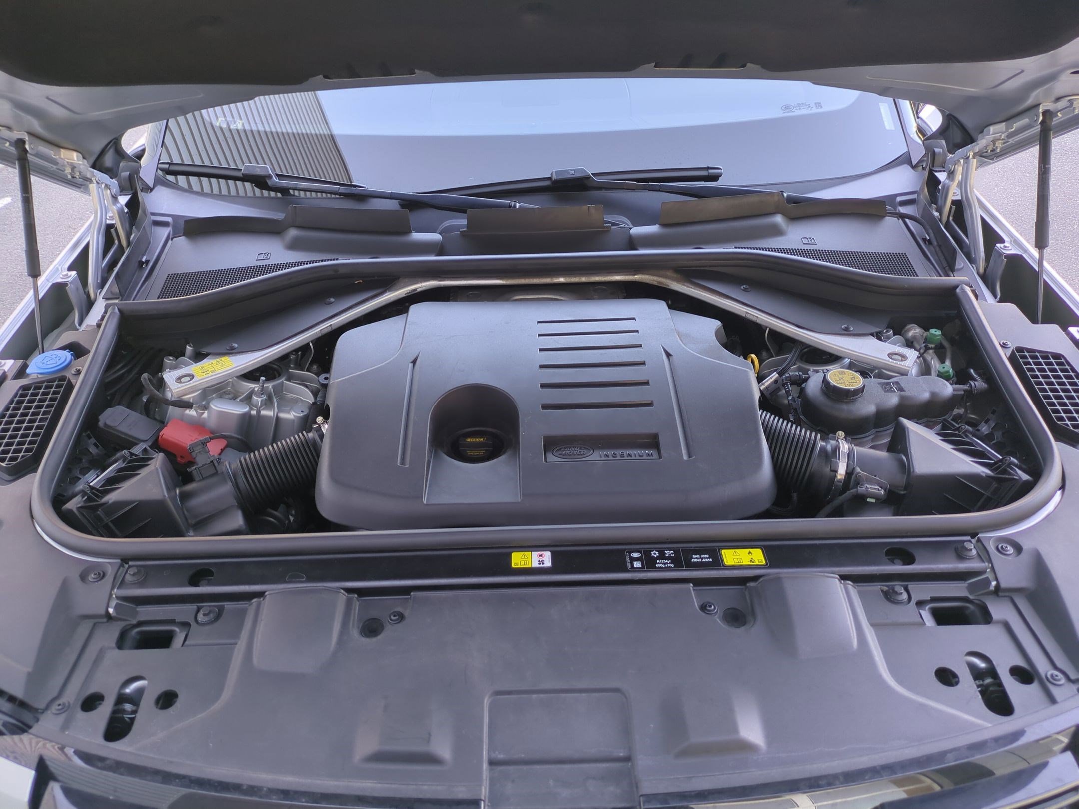 2023 Land Rover Range Rover SE