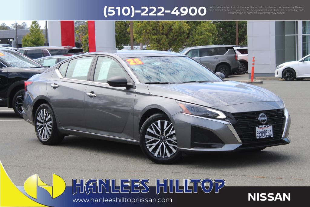 Used 2025 Nissan Altima 2.5 SV
