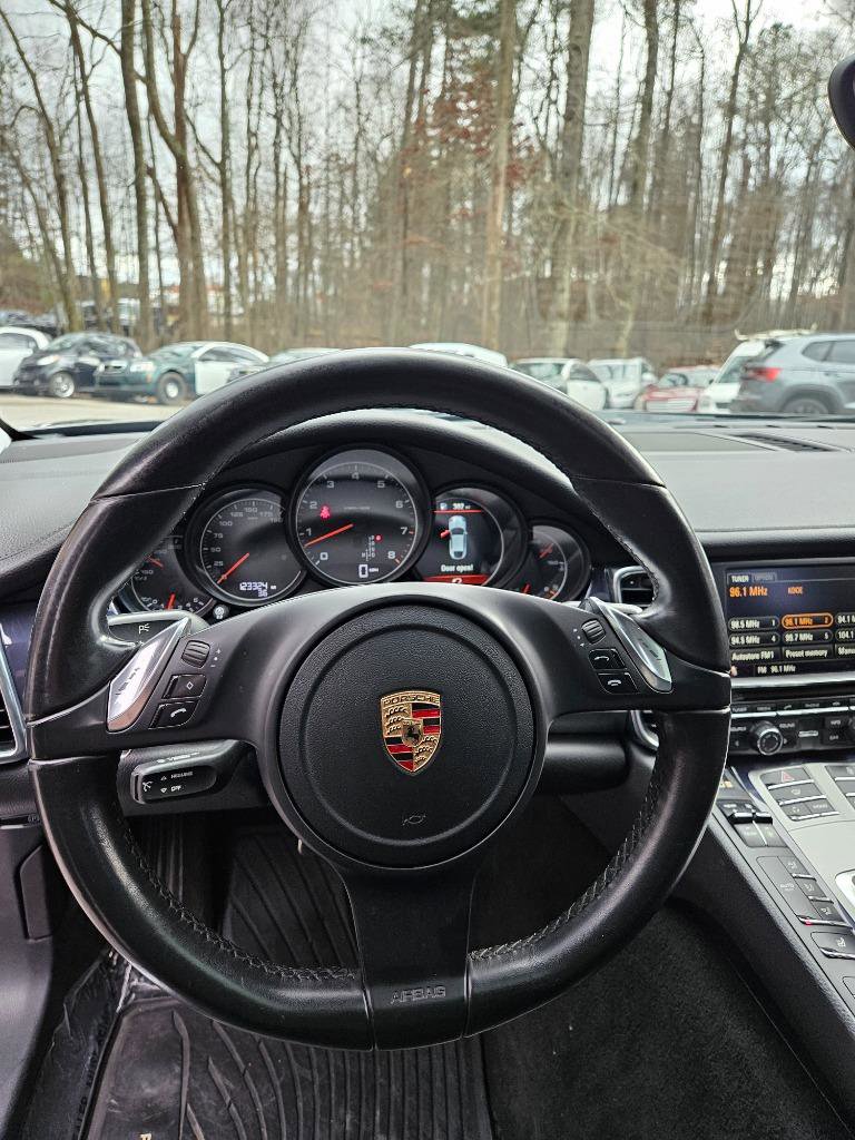 2012 Porsche Panamera 4