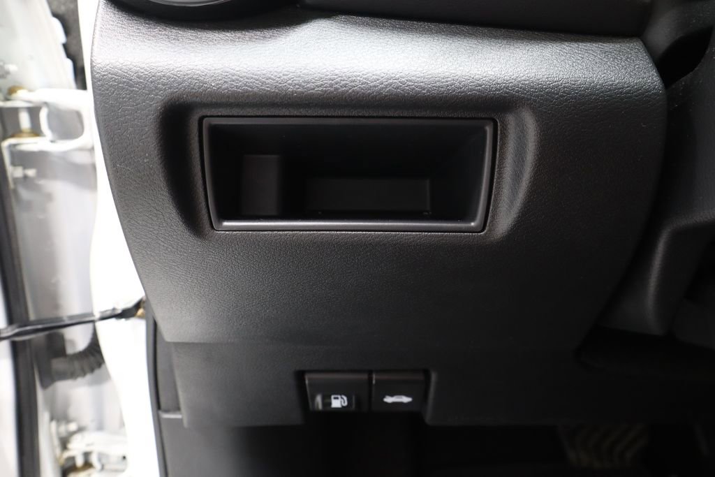 2024 Nissan Versa SR