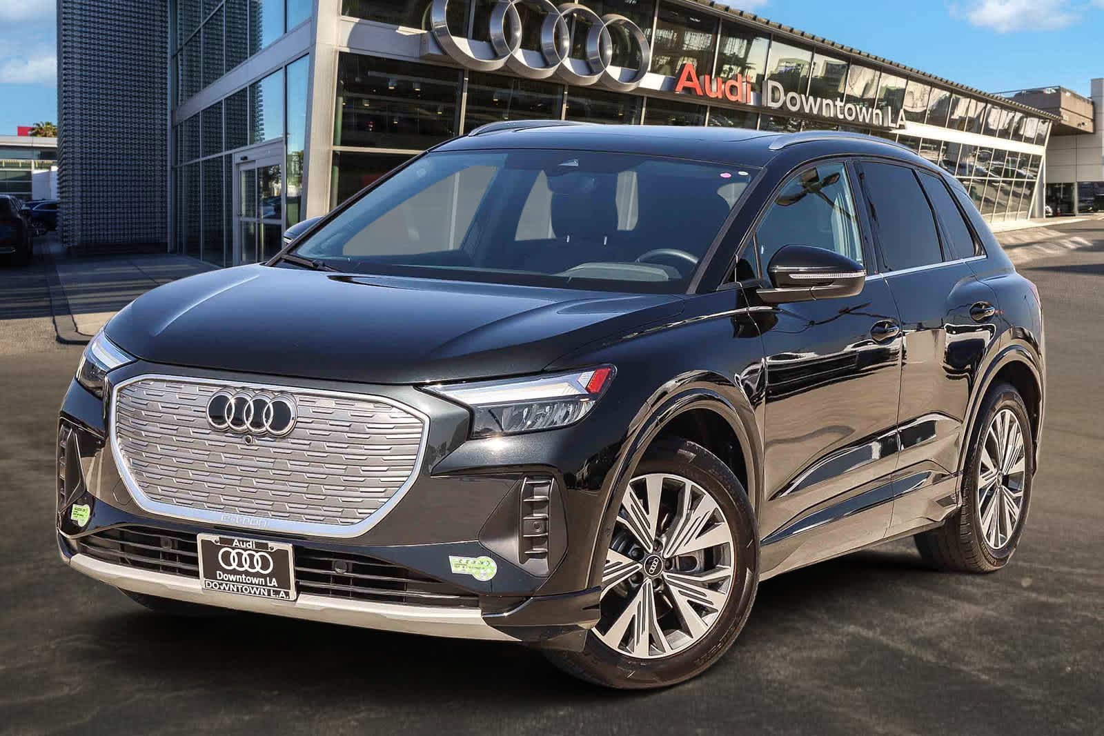 Used 2023 Audi Q4 e-tron Premium Plus w/ Premium Plus