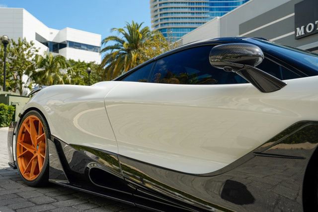 Used 2019 McLaren 720S Performance photo 37