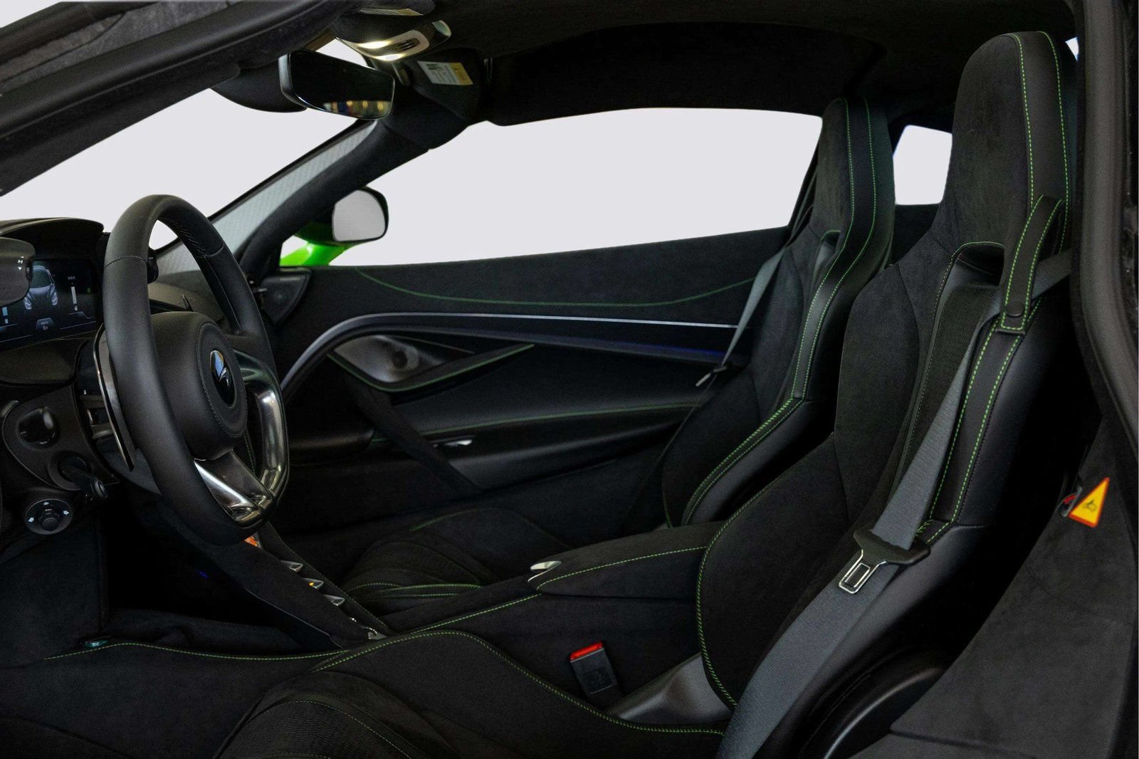New 2026 McLaren 750S photo 11