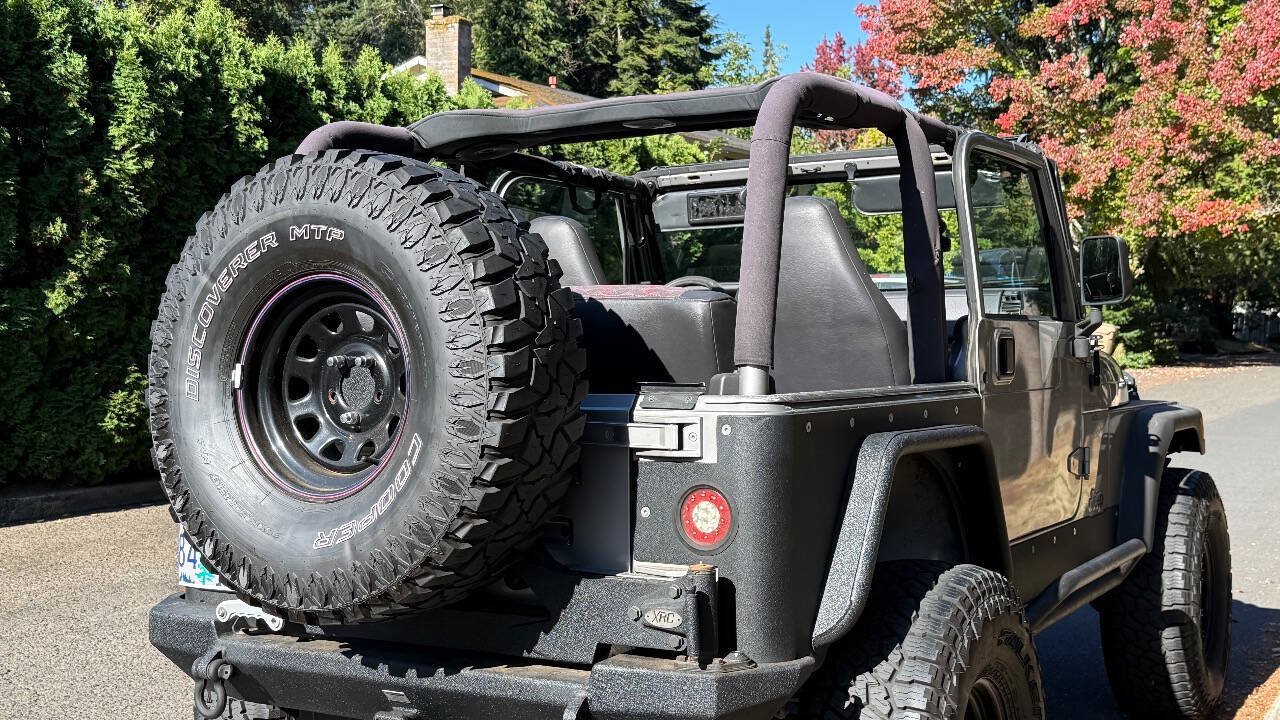 Used 2000 Jeep Wrangler Sport