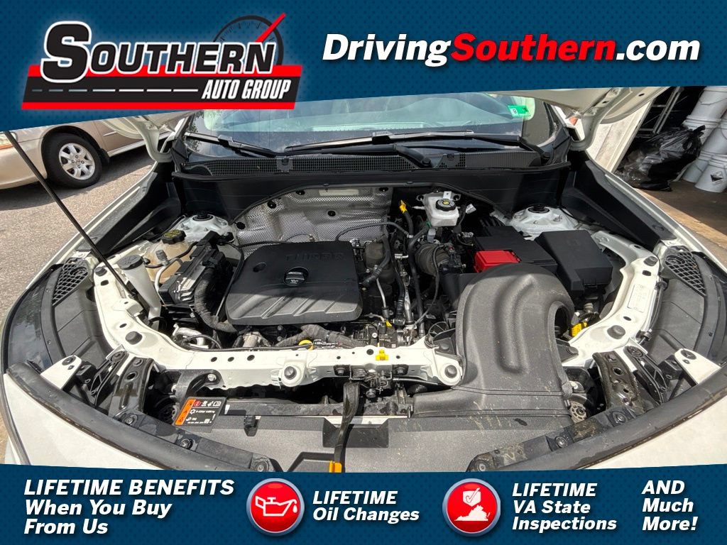 Used 2022 Buick Encore GX Essence w/ Experience Buick Package