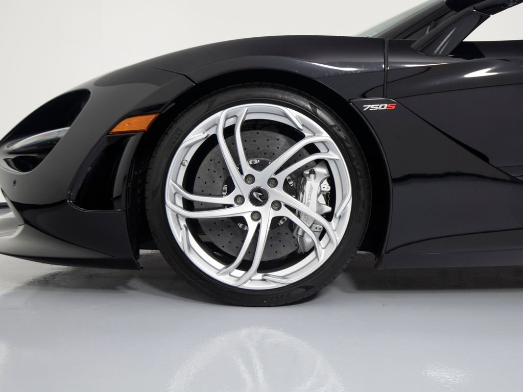 Used 2024 McLaren 750S Spider photo 10