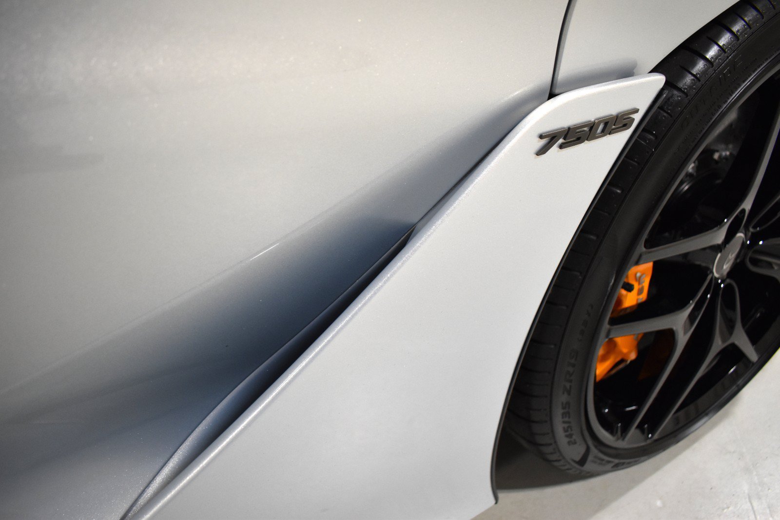 Used 2025 McLaren 750S Spider photo 18