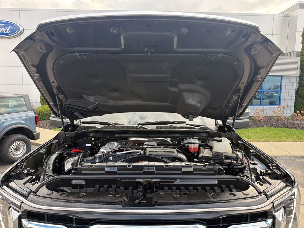 2025 GMC Sierra 2500 SLT