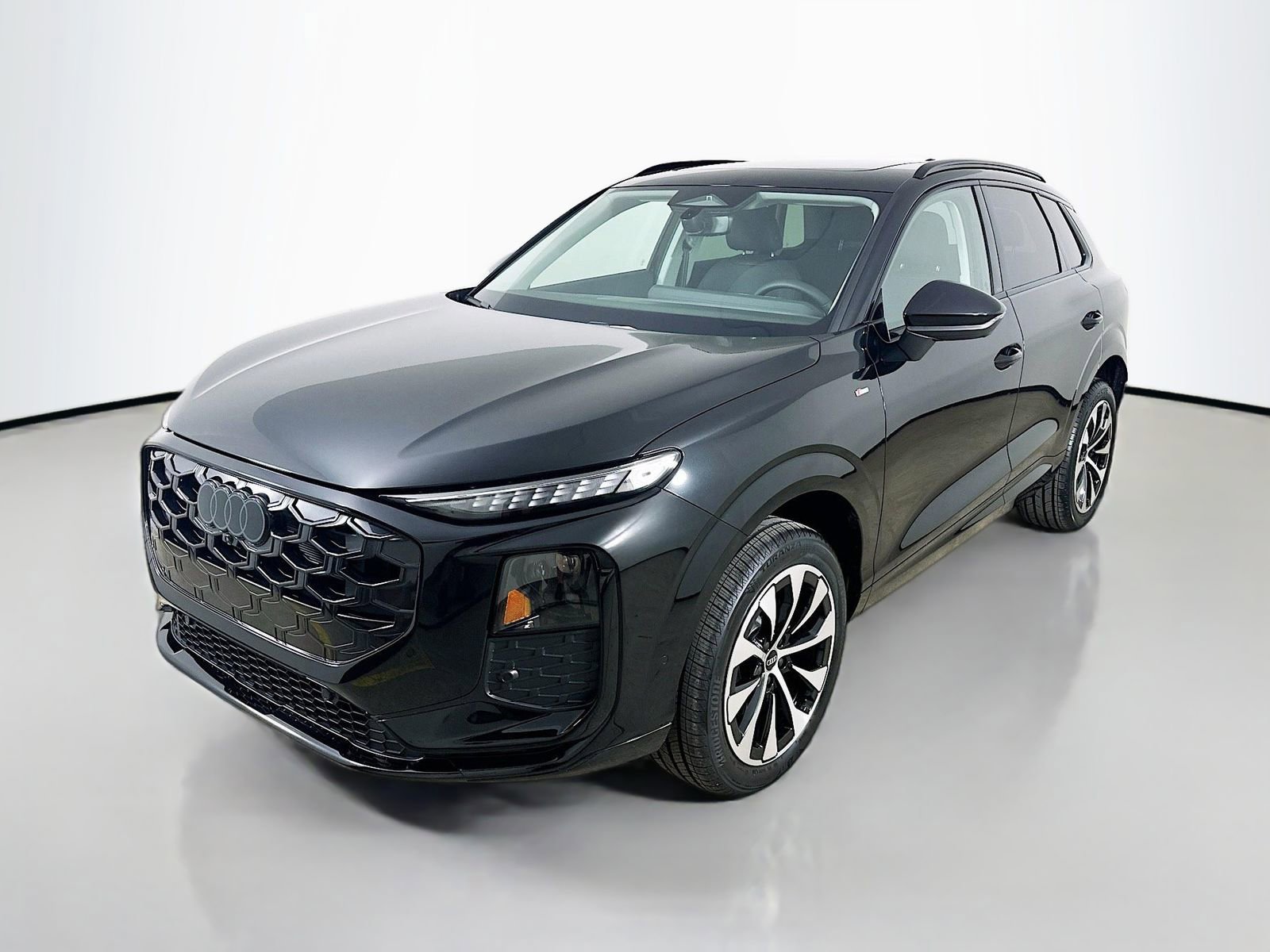 New 2026 Audi Q3 quattro 2.0T