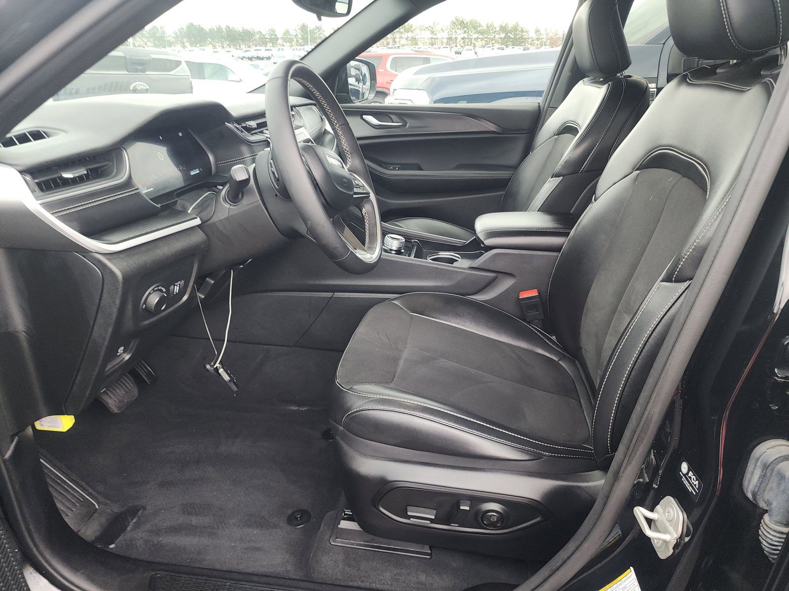 2024 Jeep Grand Cherokee Altitude