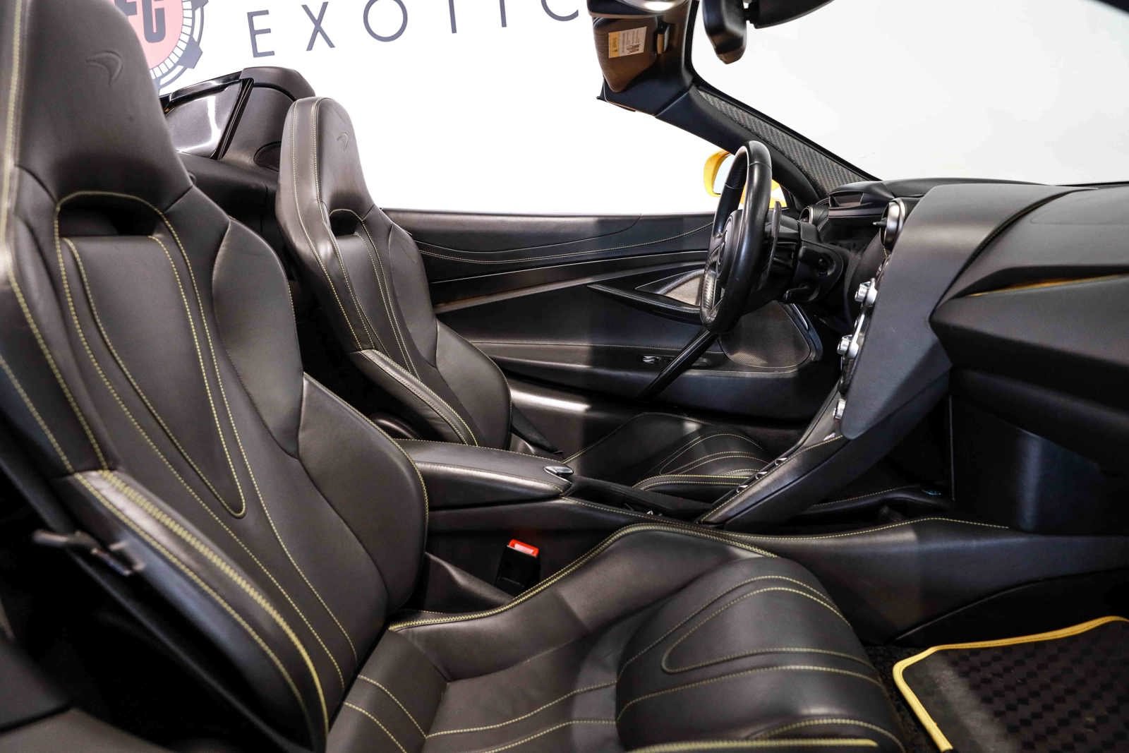 Used 2022 McLaren 720S Performance photo 37