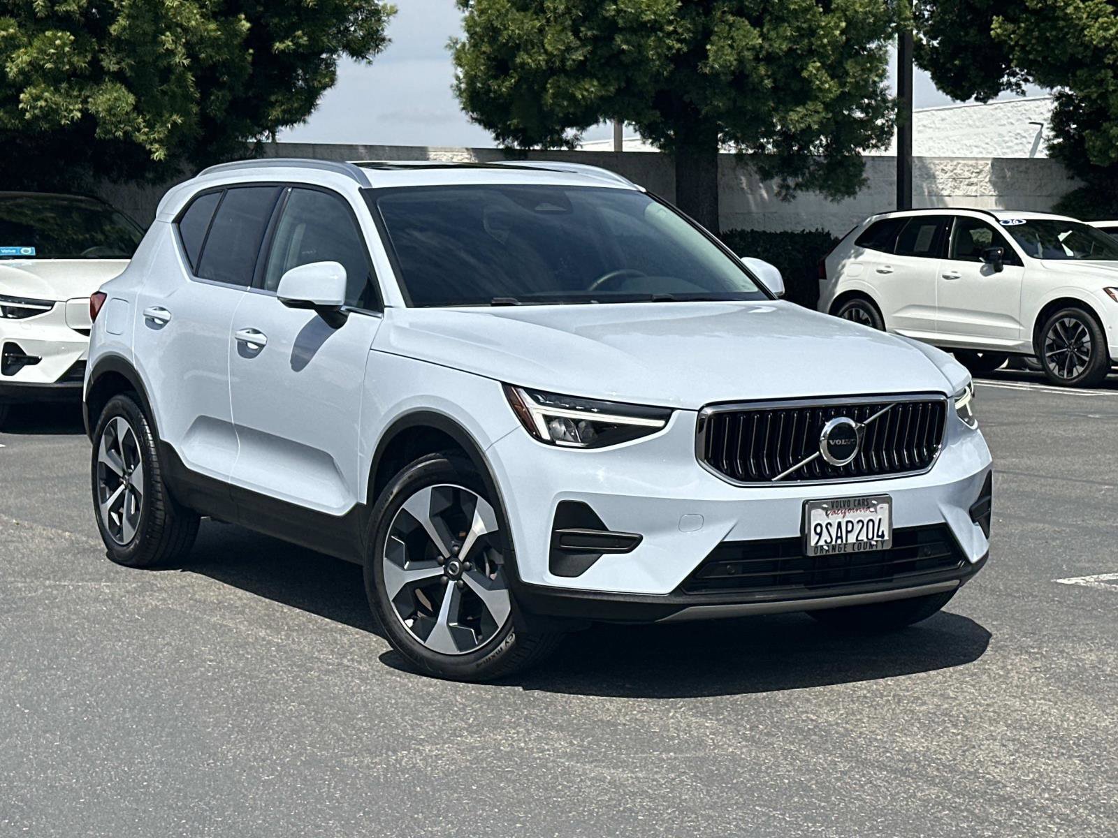 Certified 2025 Volvo XC40 B5 Core w/ Climate Package