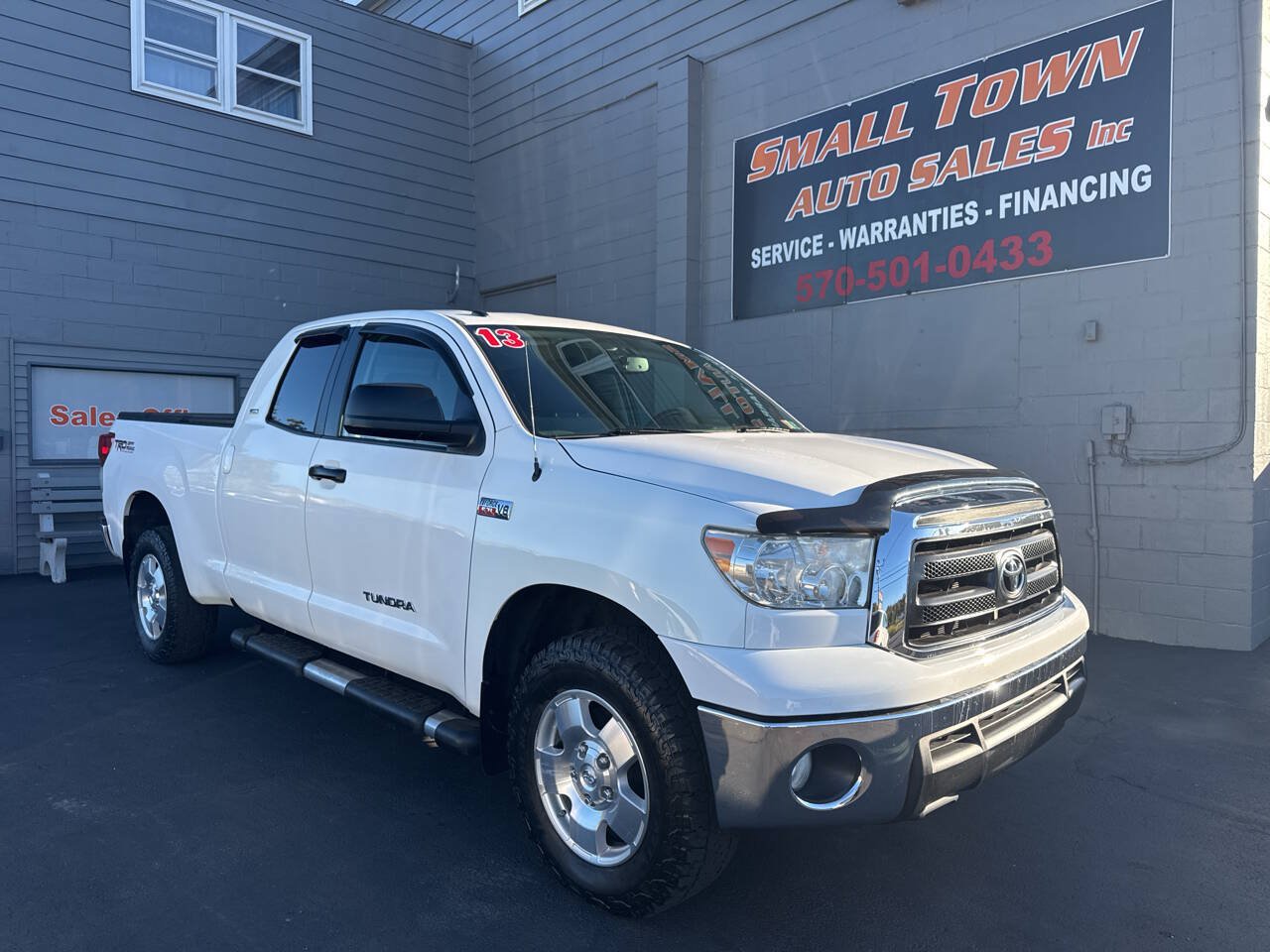 Used 2013 Toyota Tundra 4x4 Double Cab w/ TRD Off-Road Pkg