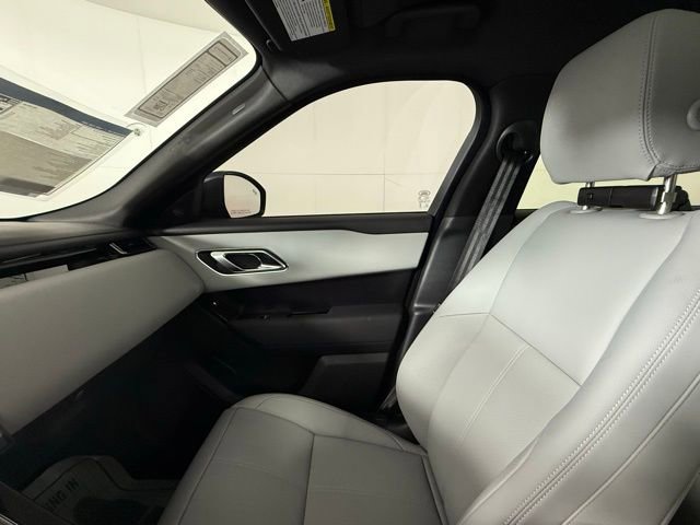 2026 Land Rover Range Rover Velar Dynamic SE