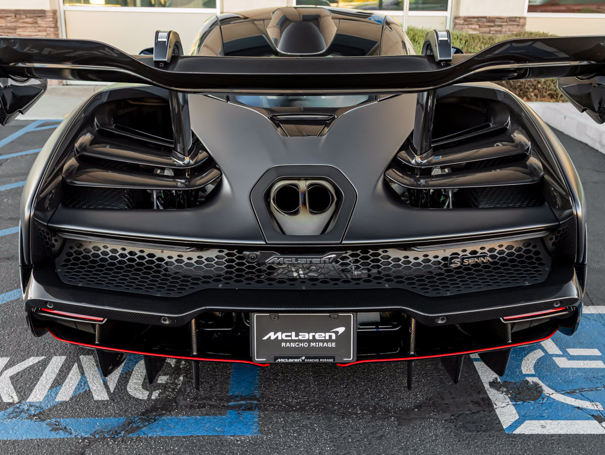 Used 2019 McLaren Senna photo 30