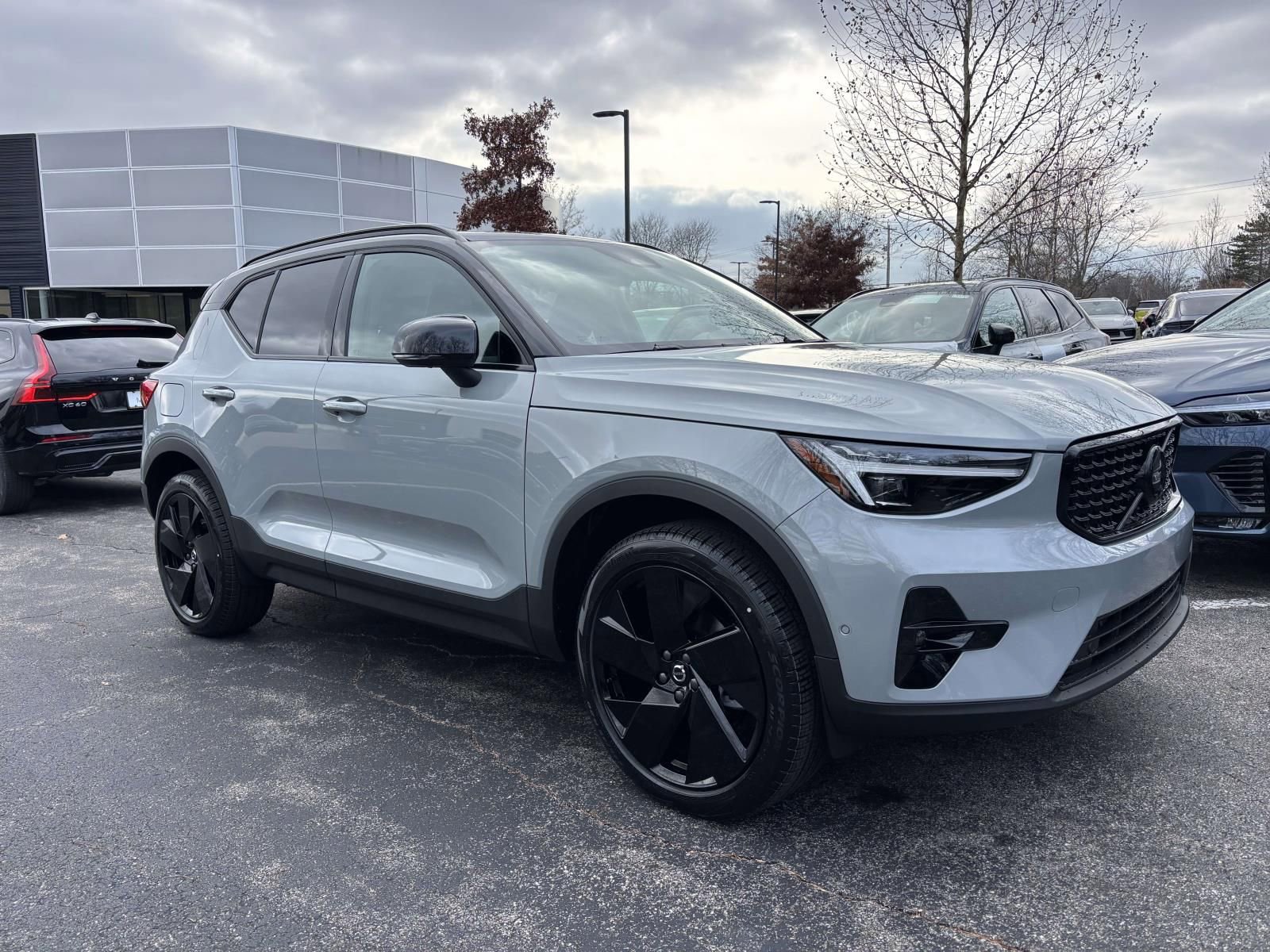 2026 Volvo Xc40 B5 Ultra