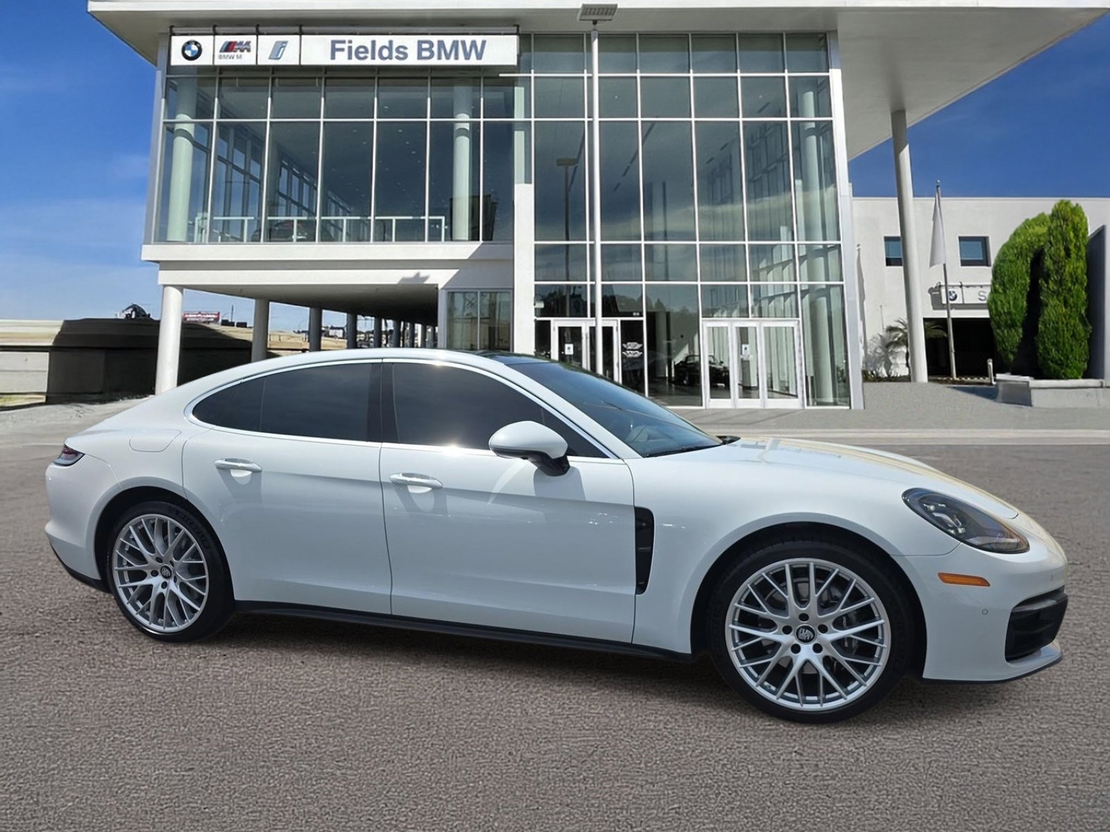 Used 2022 Porsche Panamera