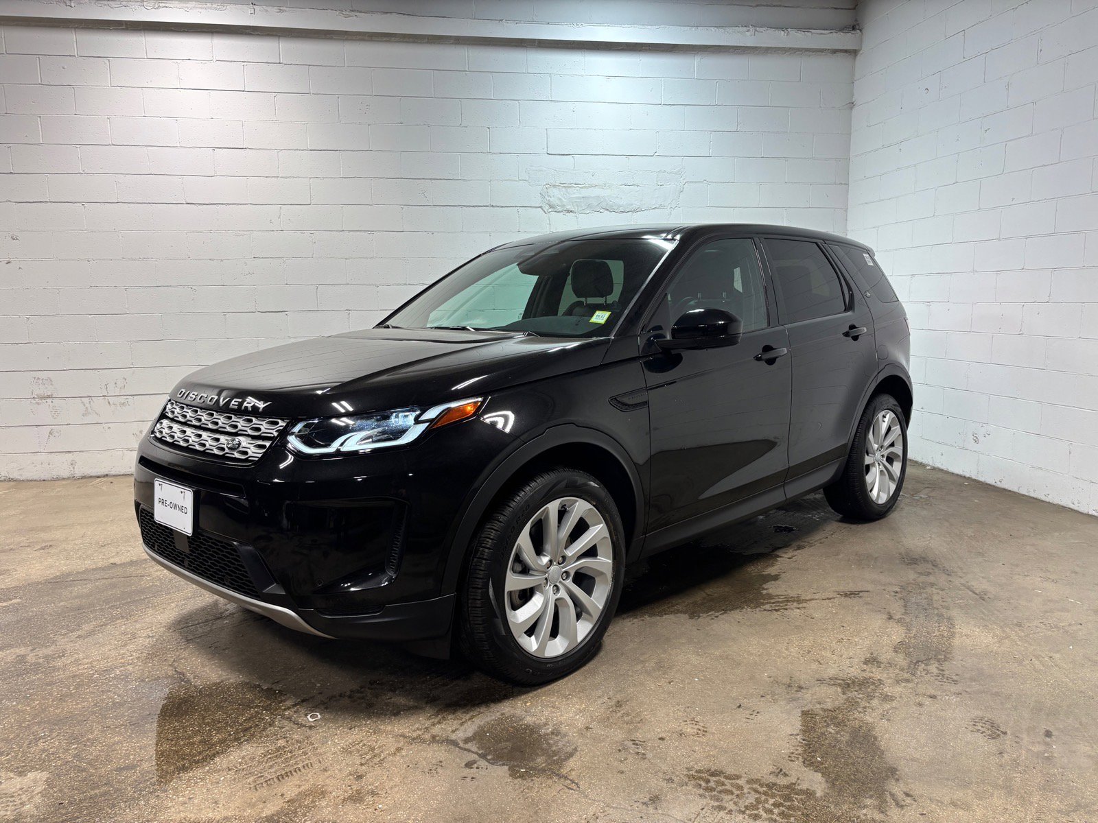 Used 2023 Land Rover Discovery Sport SE