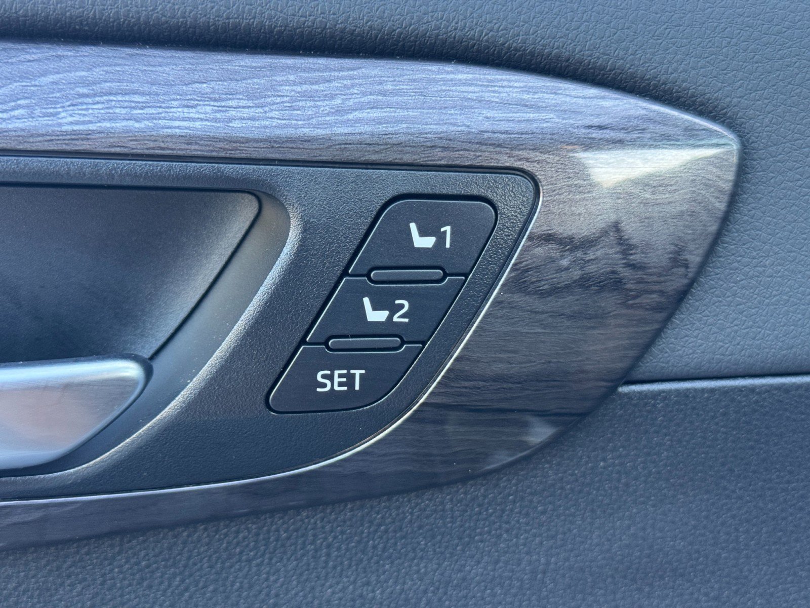 2025 Toyota Highlander Limited